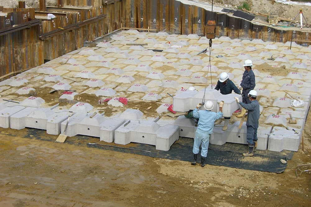 護床ブロック噛合せ型