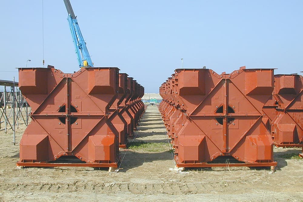 消波根固ブロック型枠